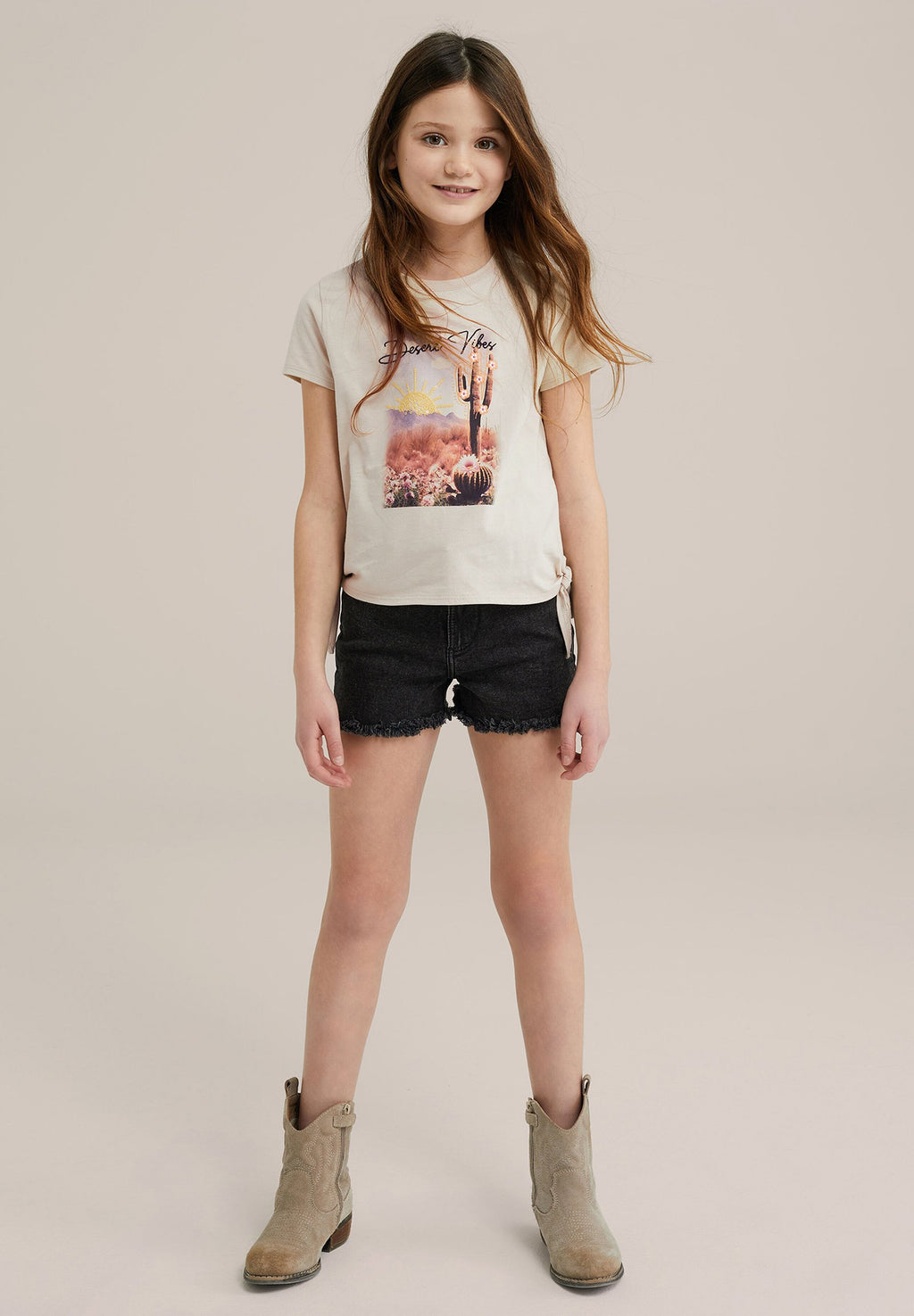 WE Fashion