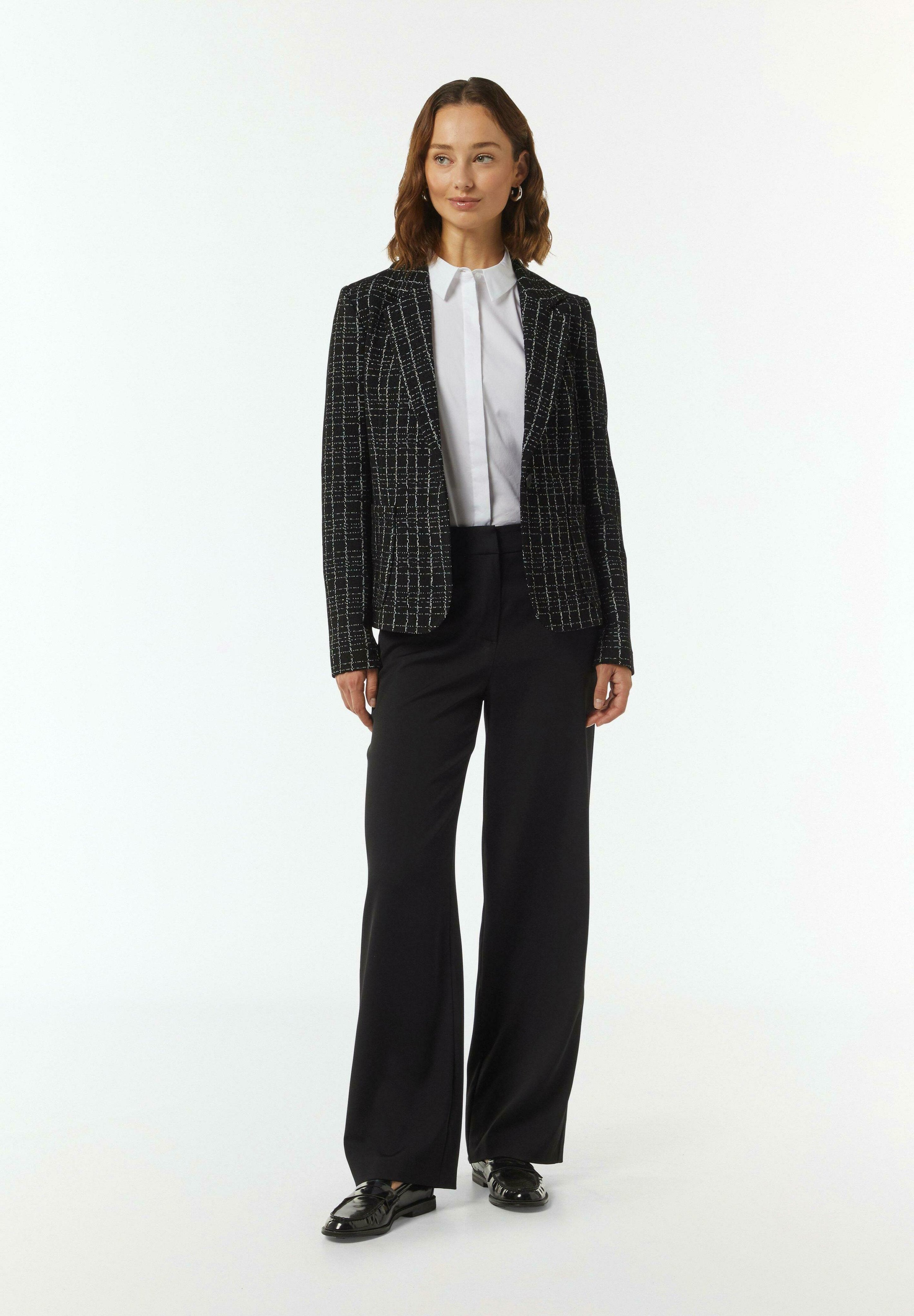 comma Blazer Media 2