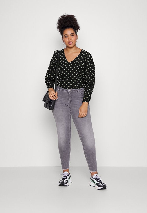 Vero Moda Curve VMGINA TOP WVN CUR