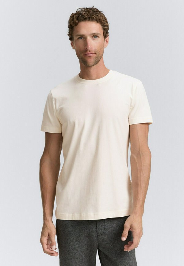 TOM TAILOR MIT STRETCH - Basic T-shirt - gardenia white