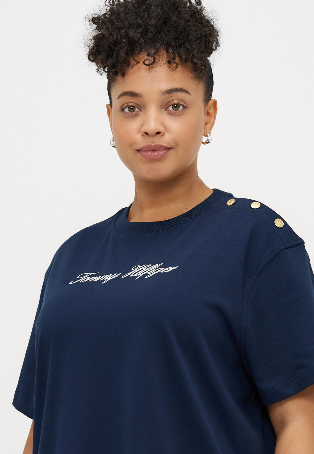 SCRIPT TEE Media 5