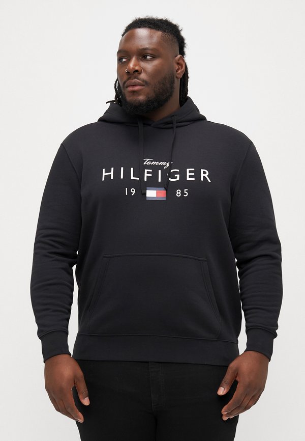Tommy Hilfiger PLUS LOGO GRAPHIC FLEX FLEECE HOODY - Hoodie - black