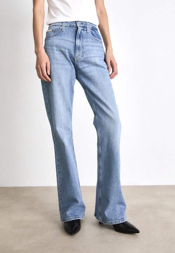 Calvin Klein Jeans AUTHENTIC