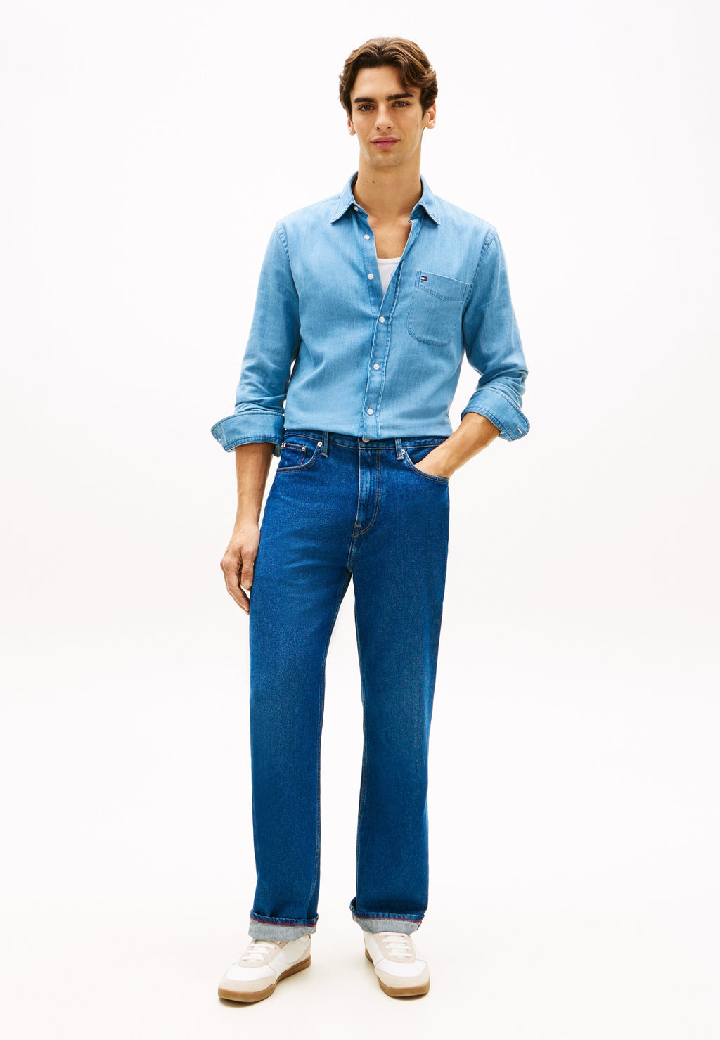 FLAG EMBROIDERY RELAXED STRAIGHT LEG JEANS Media 2