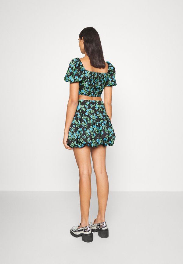 IN THE STYLE PERRIE SIAN PUFF HEM SKIRT