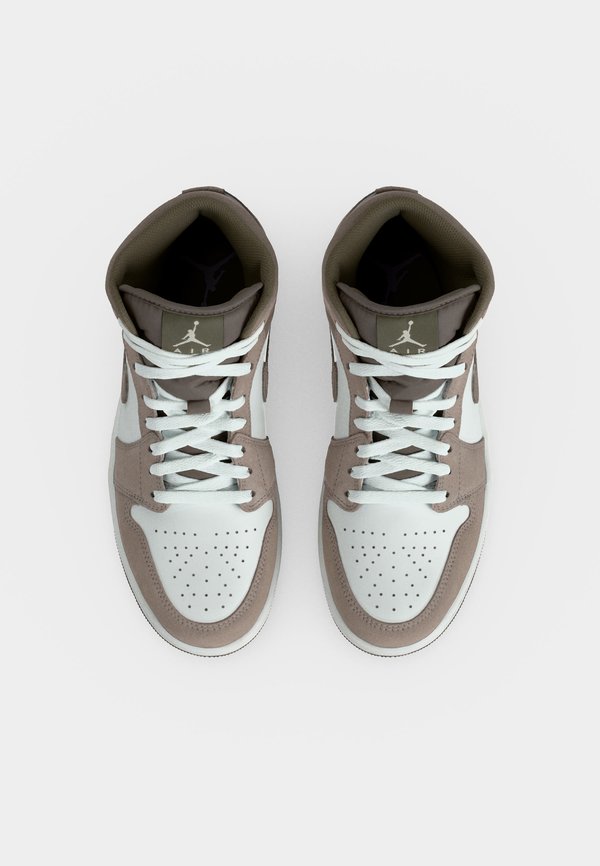 Jordan AIR JORDAN 1 MID UNISEX