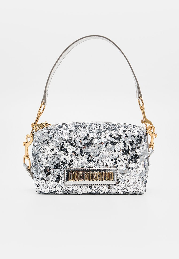 Love Moschino