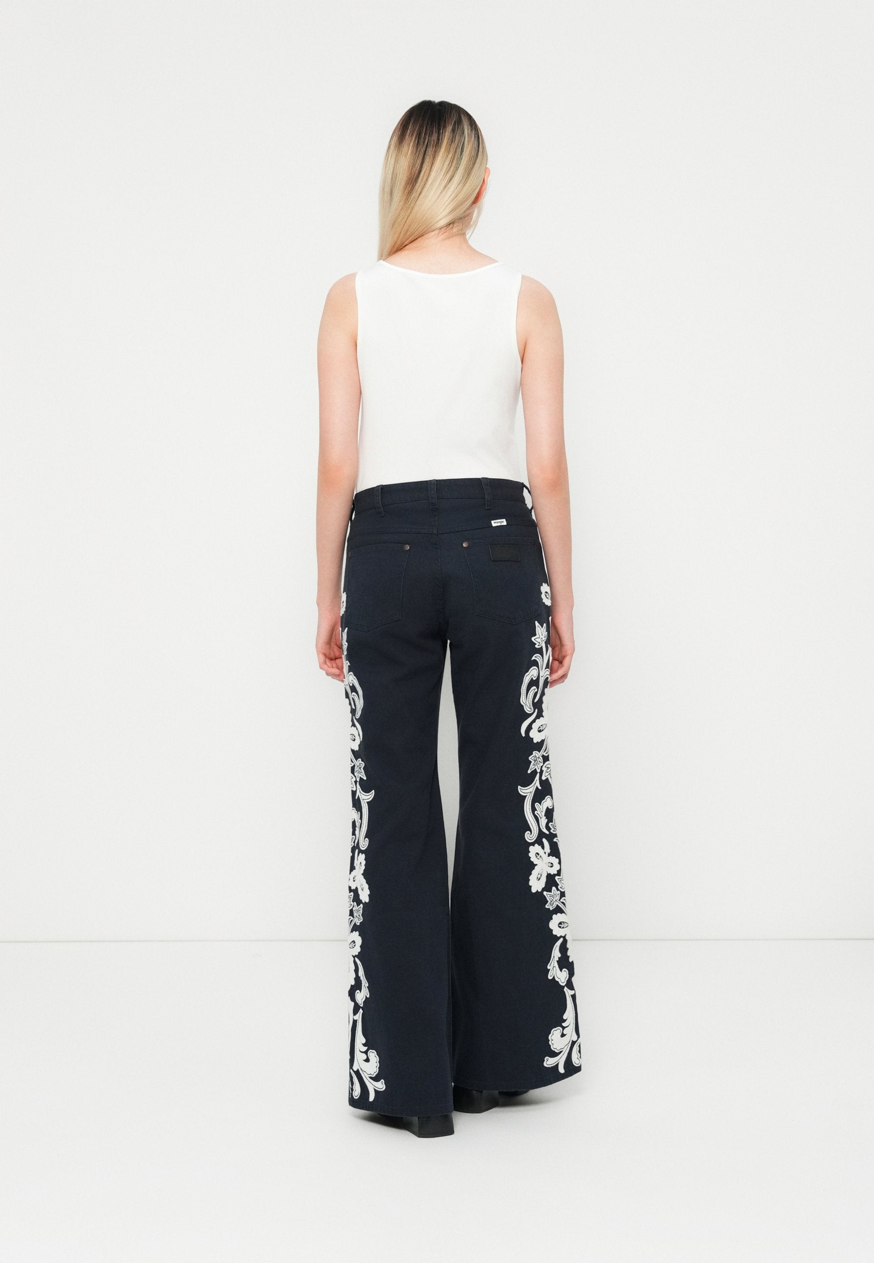 Wrangler 70S FLARE