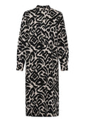 Langärmliges Kleid aus einem strukturierten, leichten Stoff mit einem schwarz-beige Tiermuster, hoher Kragen und Knopfleiste.