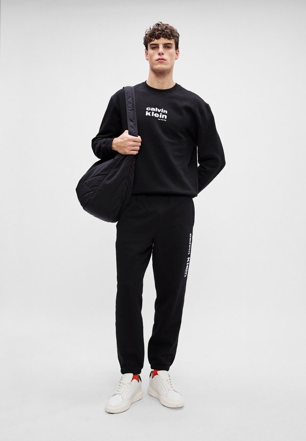 Calvin Klein RETRO GRAPHIC