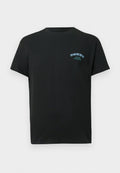 Schwarzes Baumwoll-T-Shirt mit Rundhalsausschnitt und kurzen Ärmeln, versehen mit türkisfarbigem, gesticktem Text auf der Brust. Klassische Passform und glatte Textur.