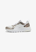 Puma TRINITY 2 METALLIC WHISPER SNEAKERS - Trainers - white- gold-warm white