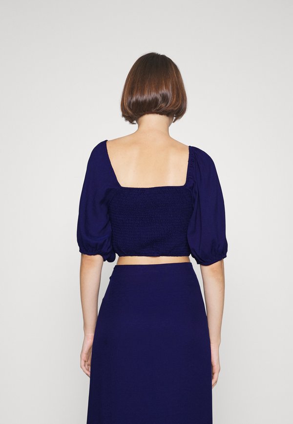 IN THE STYLE BILLIE FAIERS TEXTURED CROP