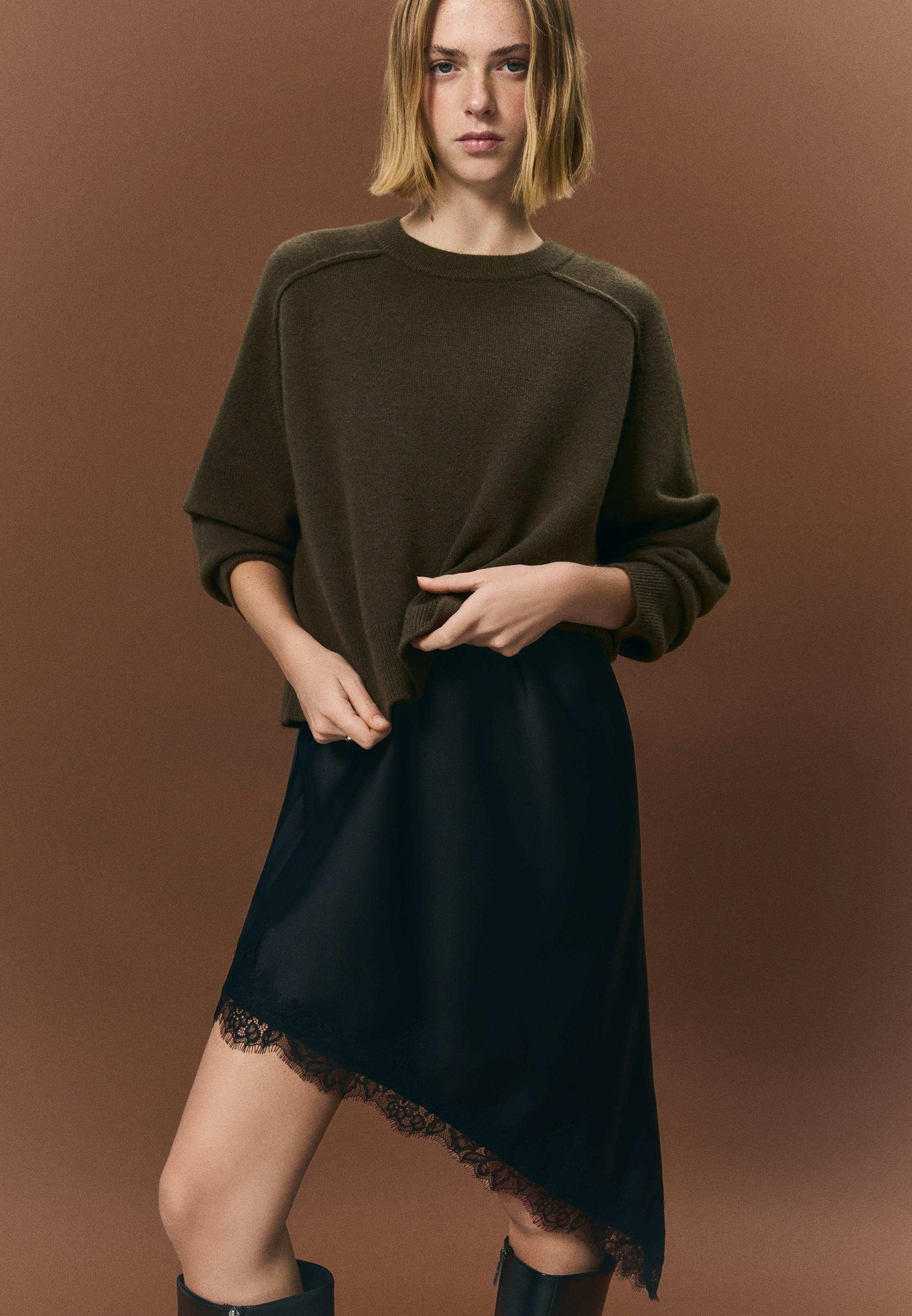 Bershka ROUND NECK