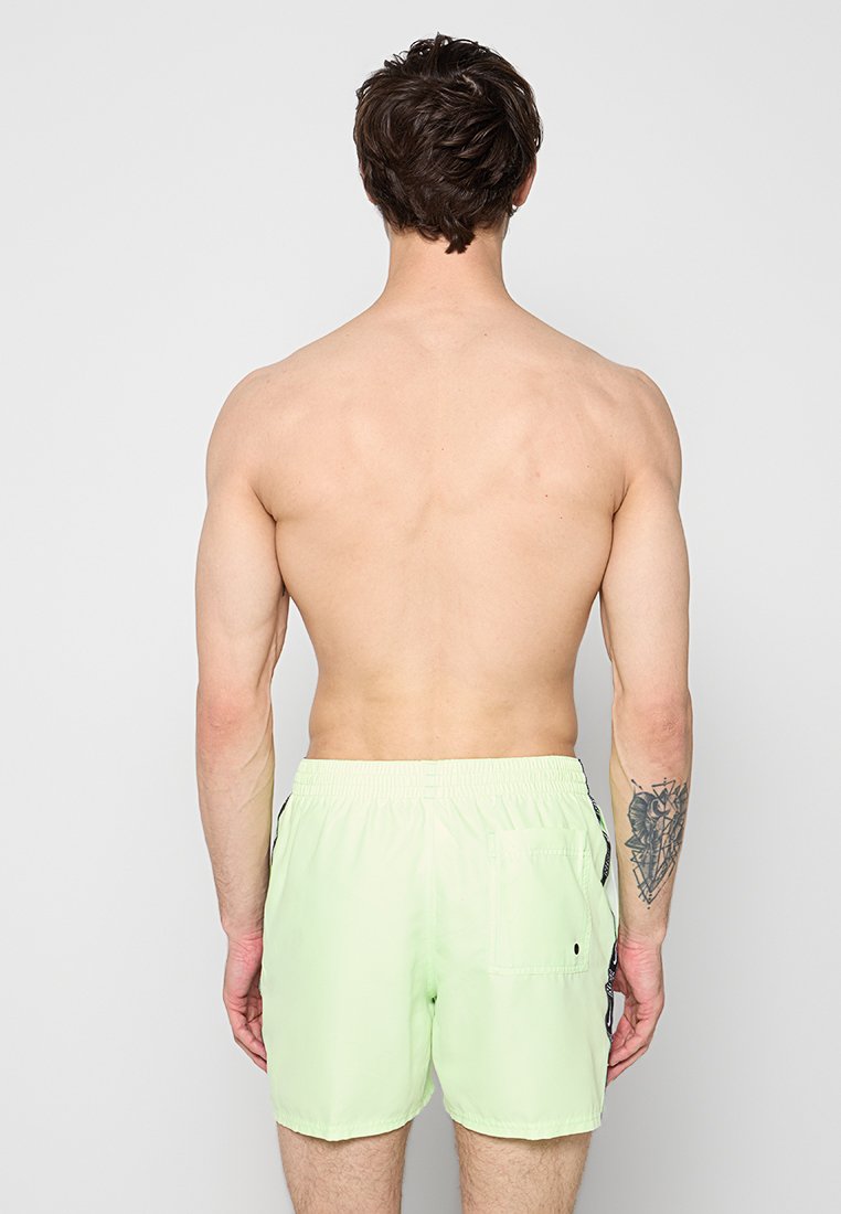 Nike Performance