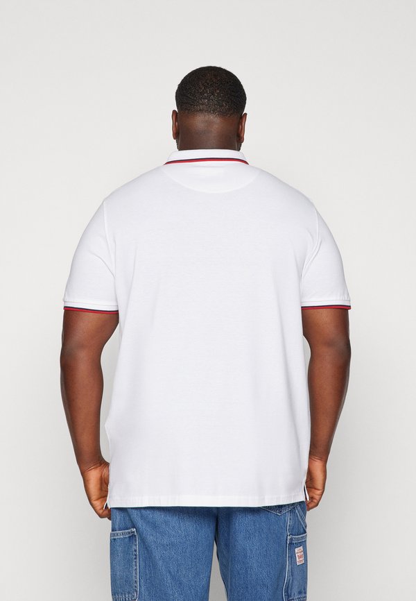 Pier One by Zalando