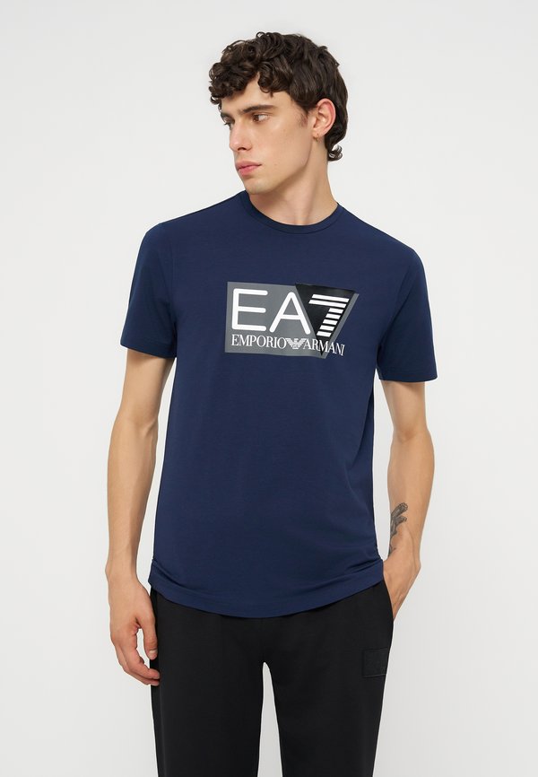 EA7 Emporio Armani