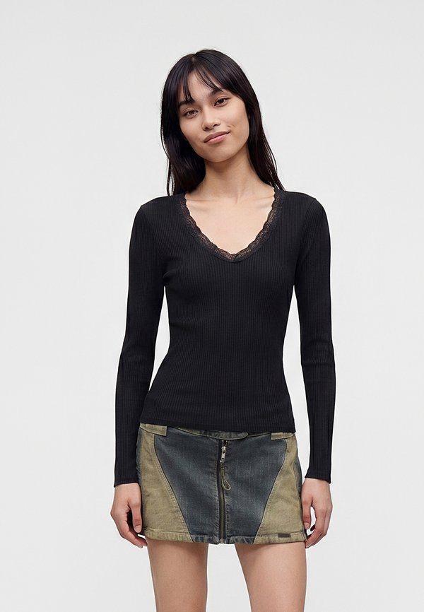 ONLY ONLSARA SHARAI - Long sleeved top - black