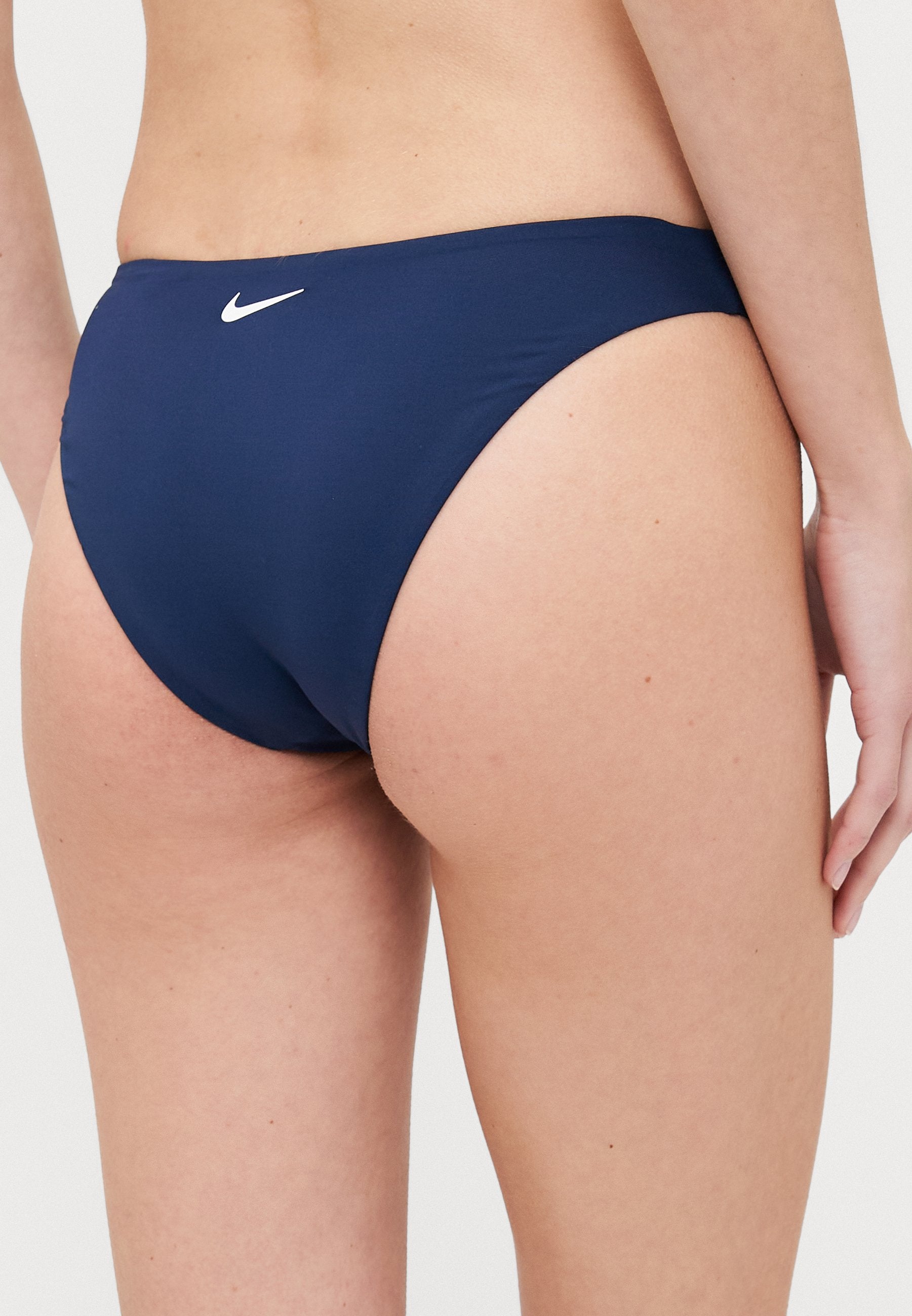 Nike Performance