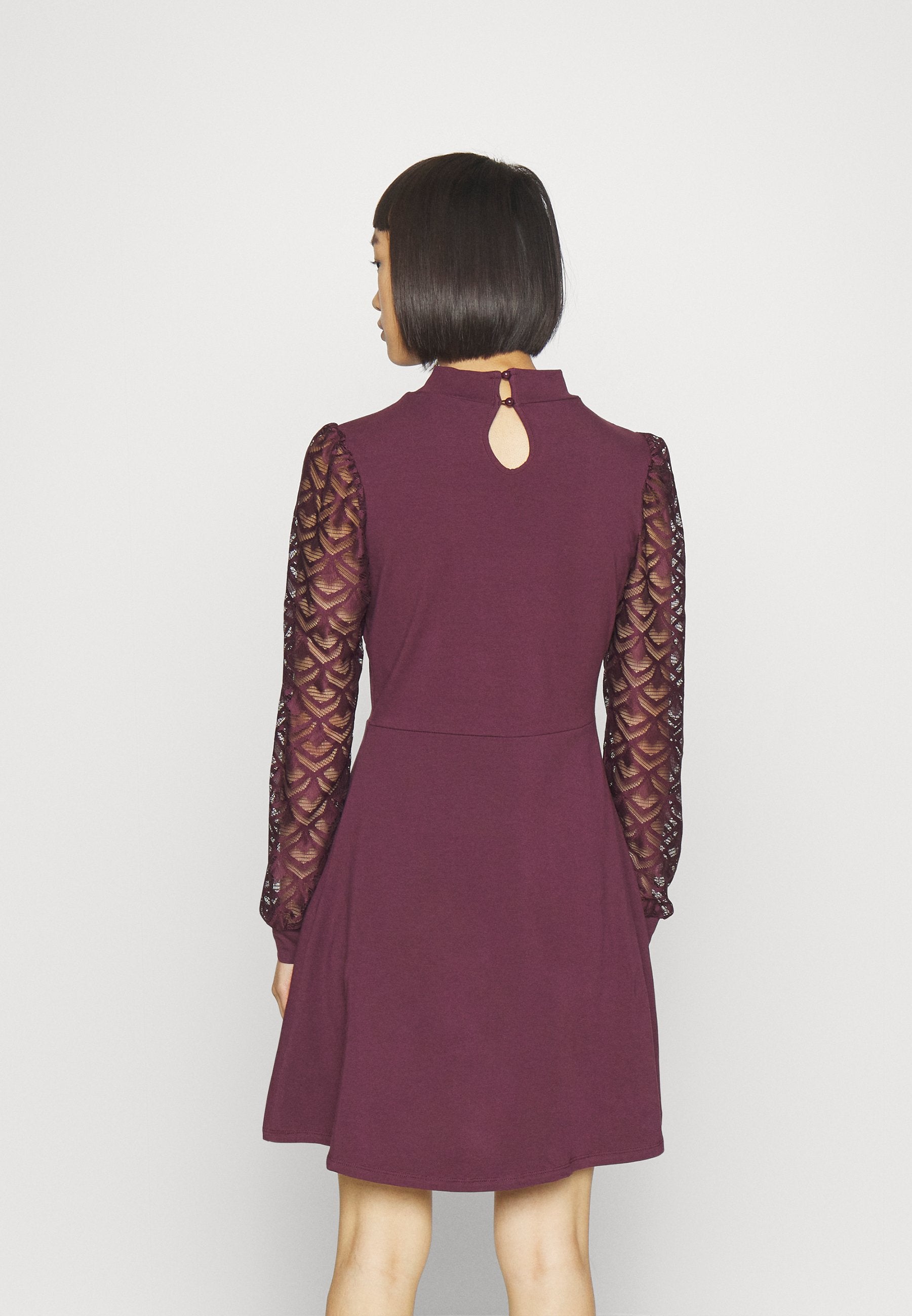 ONLMILLE LIFE DRESS Media 4