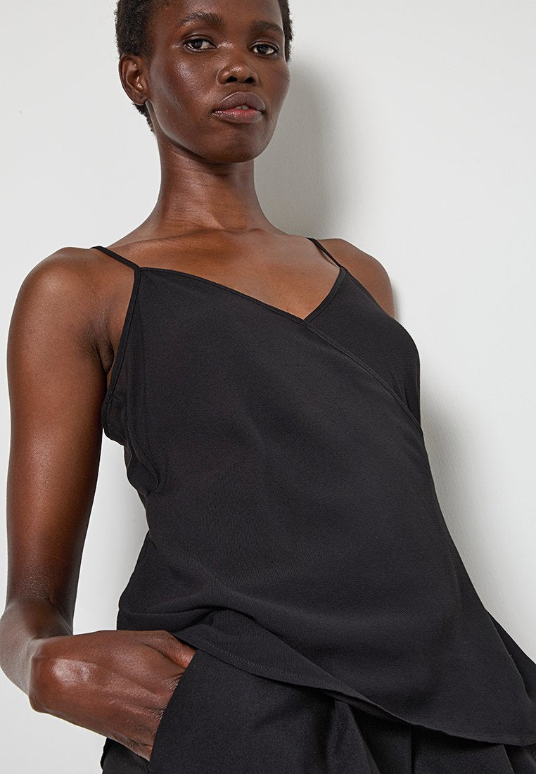 Armani Exchange Top Media 4