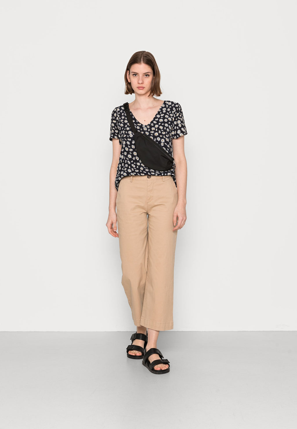 ONLY HELGA V NECK