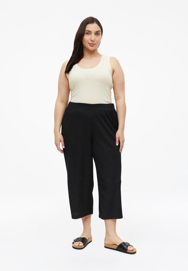 s.Oliver HOSE - Trousers - schwarz