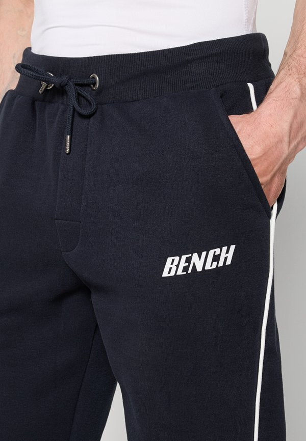 Bench AAPO