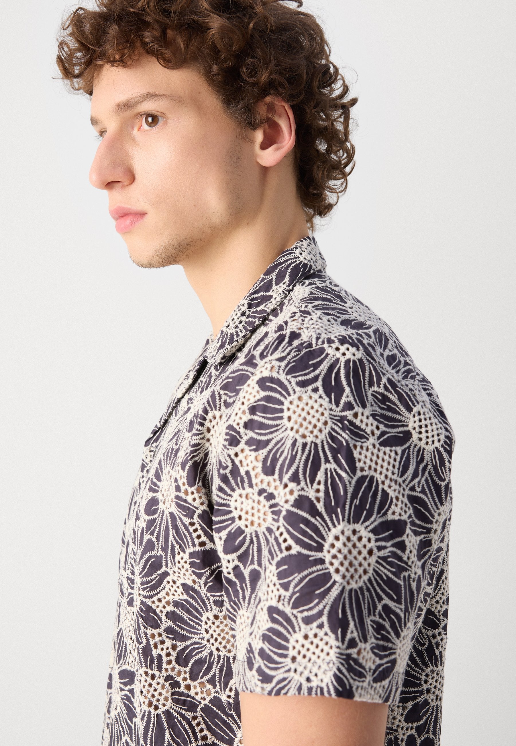 SUNFLOWER SHIRT Media 7