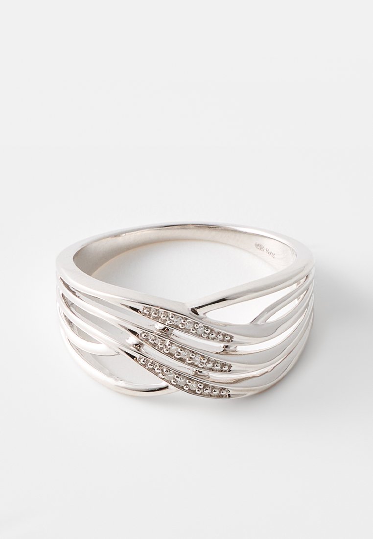 Atelier Du Diamant 0.03 CT DIAMOND