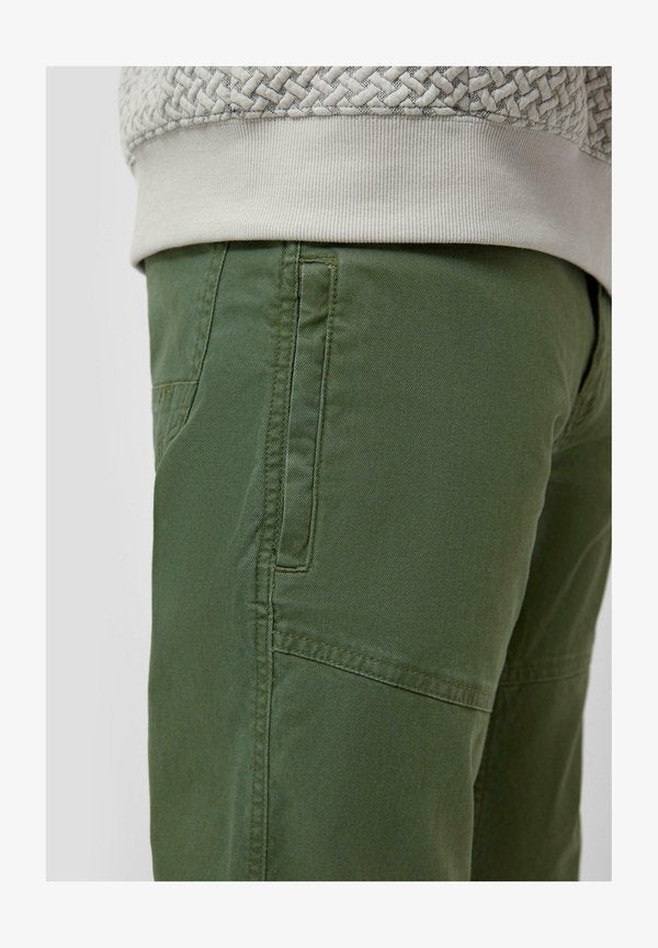 s.Oliver Trousers - olivgrün
