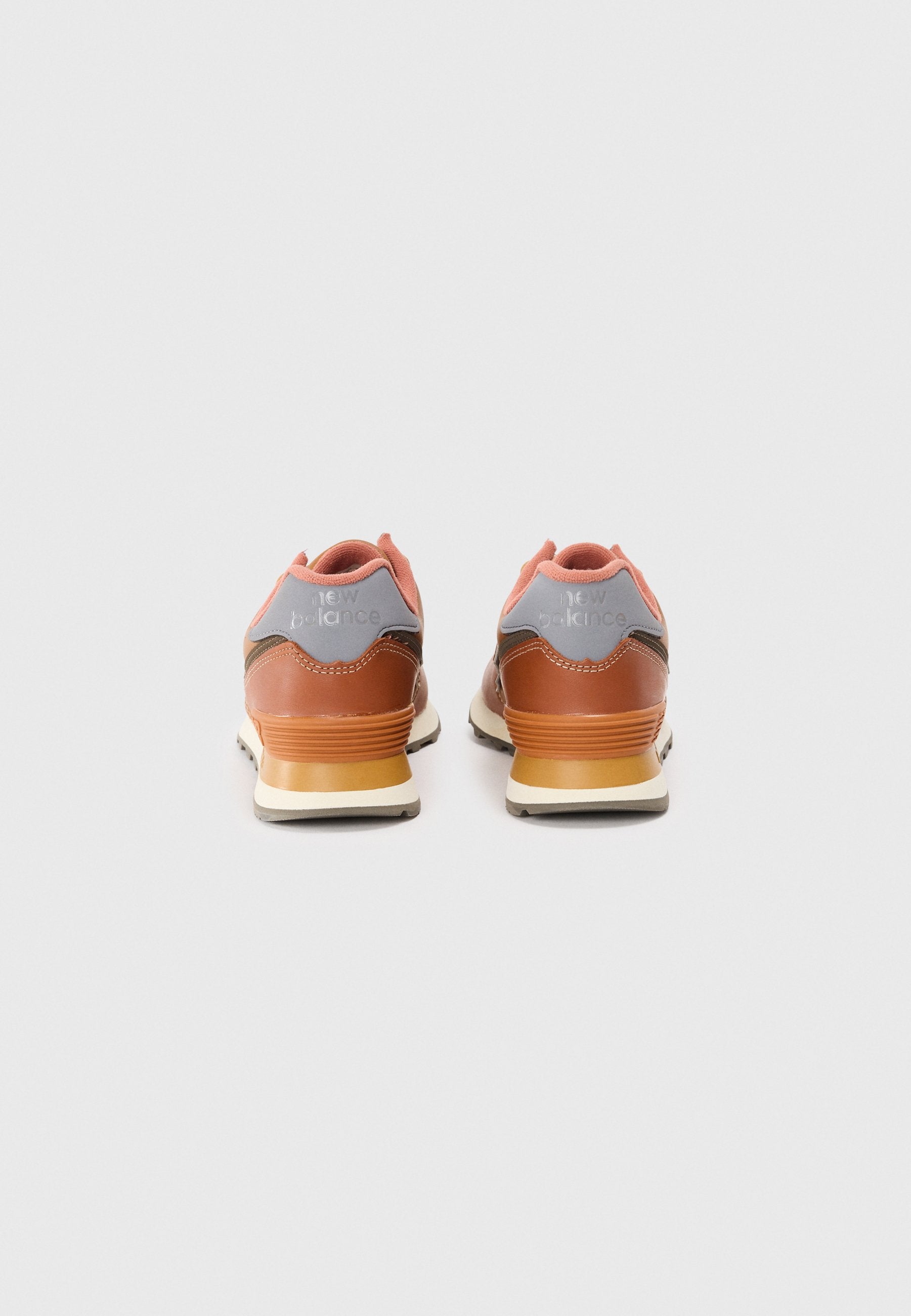 New Balance ML574 UNISEX