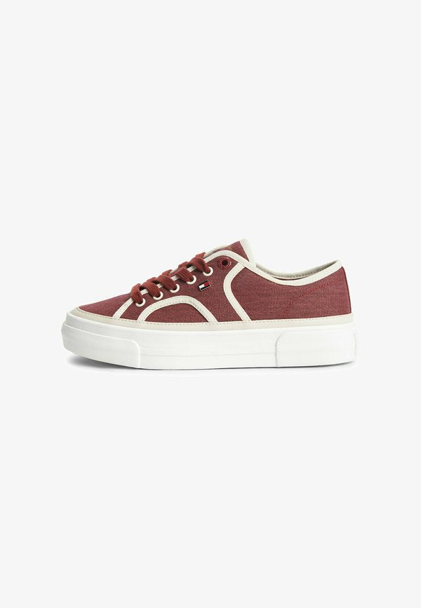 Tommy Hilfiger Trainers - velvet maroon
