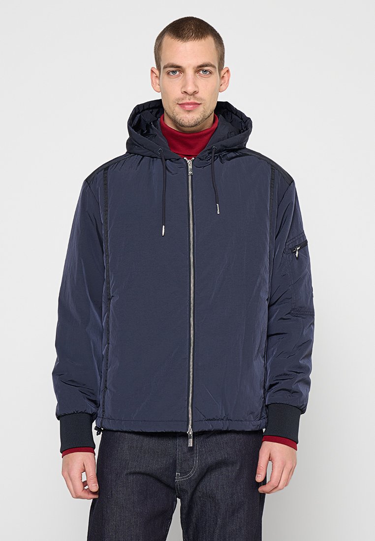 Armani Exchange Übergangsjacke Media 1