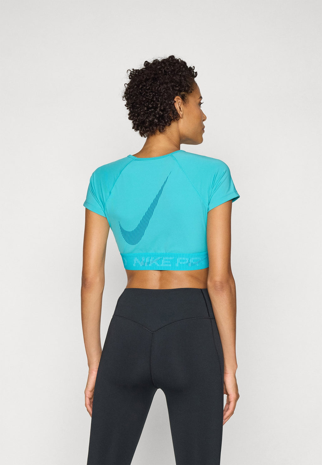 Nike Performance PRO