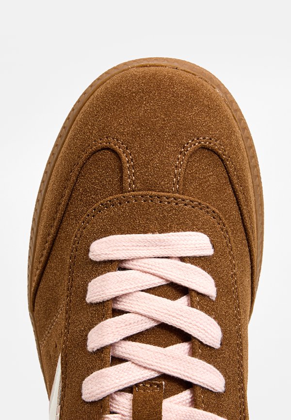 Steve Madden