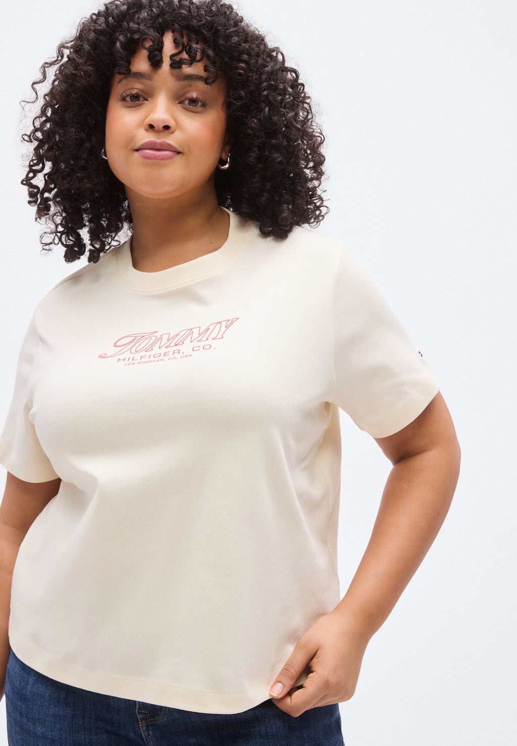 CURVE GRAPHIC INTERLOCK KNIT T-SHIRT Media 5