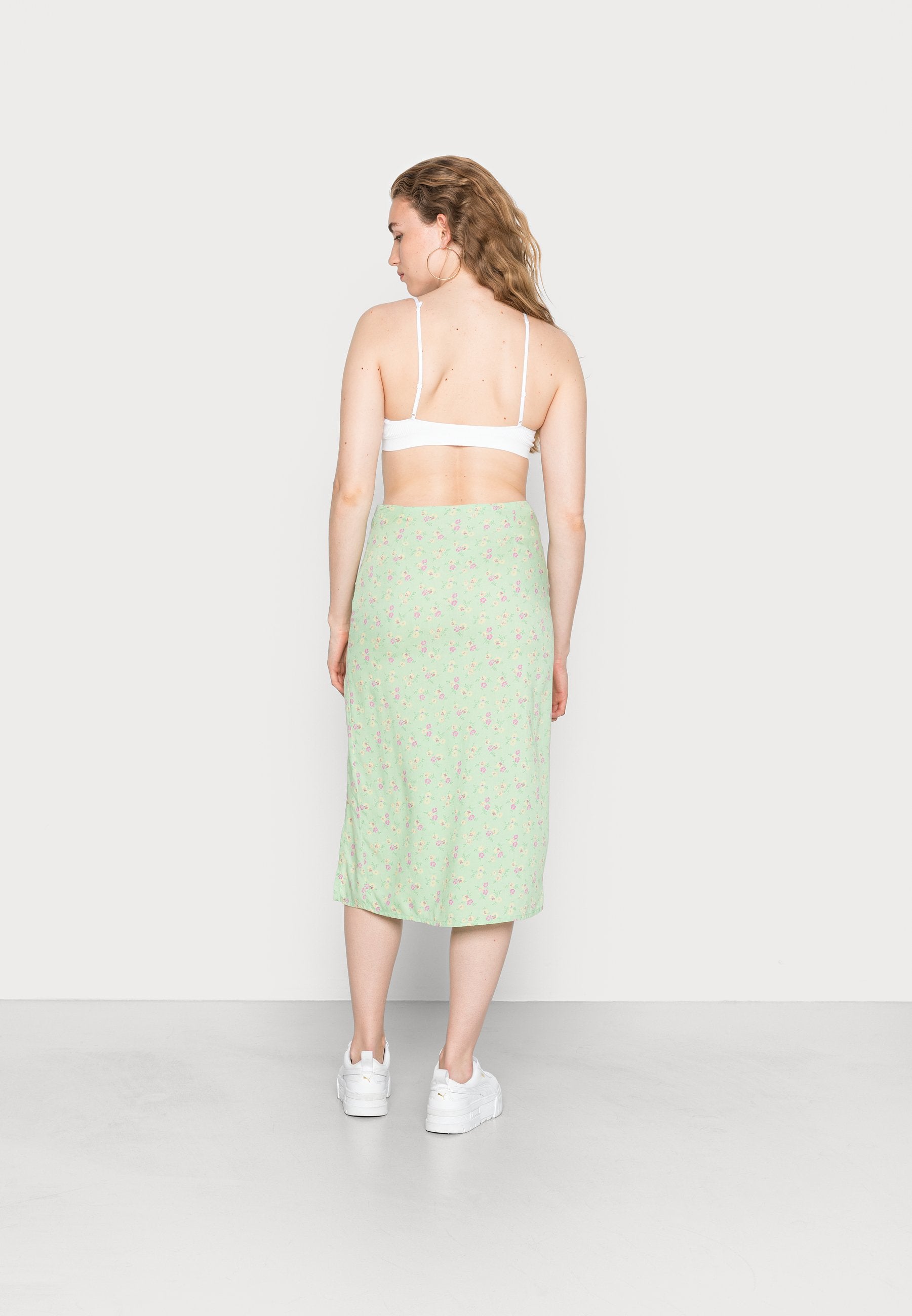 Nly by Nelly MIDI PRINTED SKIRTS