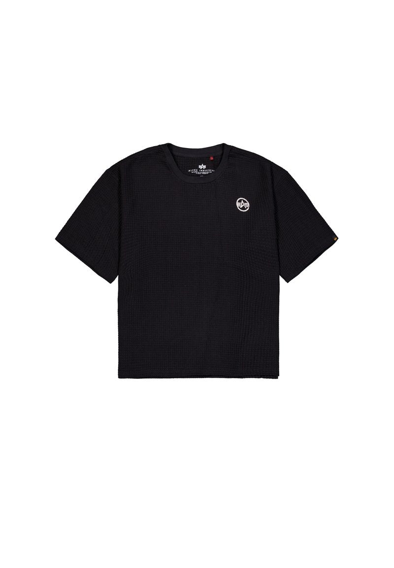 Schwarzes kurzärmliges, strukturiertes T-Shirt mit Rundhalsausschnitt und kleinem weißen runden Logo auf der linken Brust.