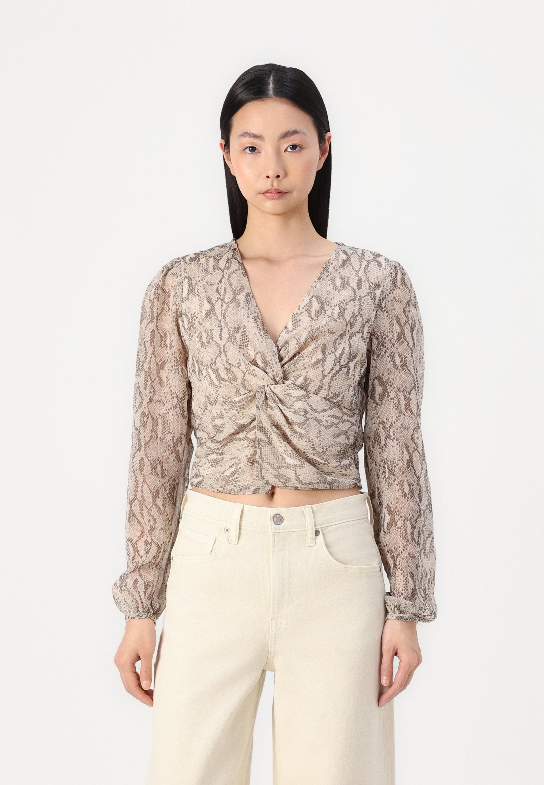 ONLY ONLSADIA LIFE V NECK KNOT