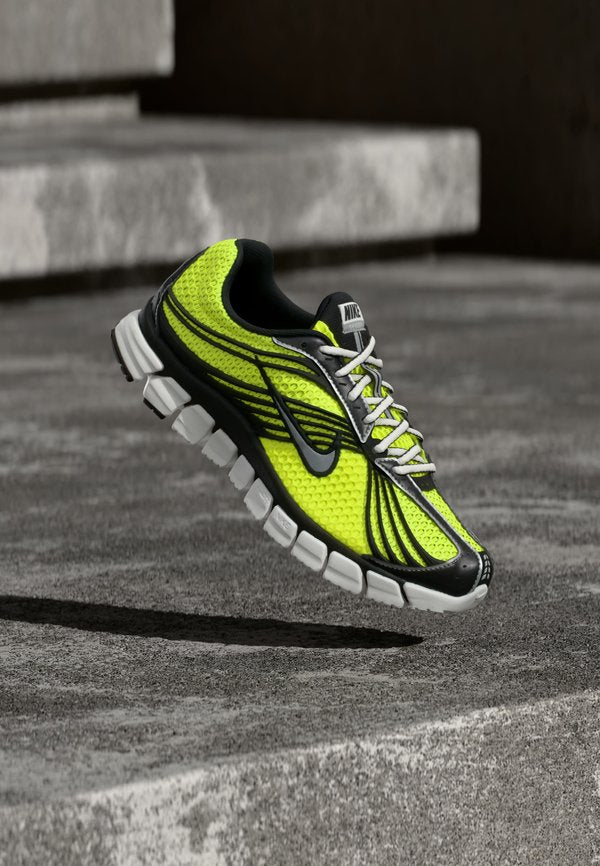Nike Sportswear ZOOM SKYLON 11 - Trainers - volt/metallic silver-coloured/black/summit white