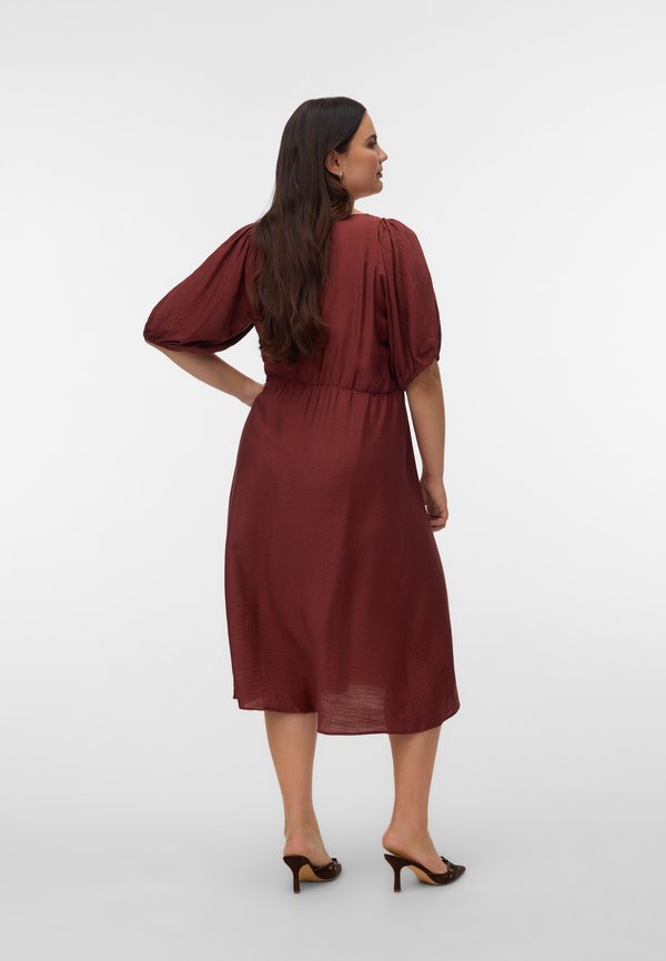 Vero Moda Curve VMCNORI SMOCK CALF DRESS