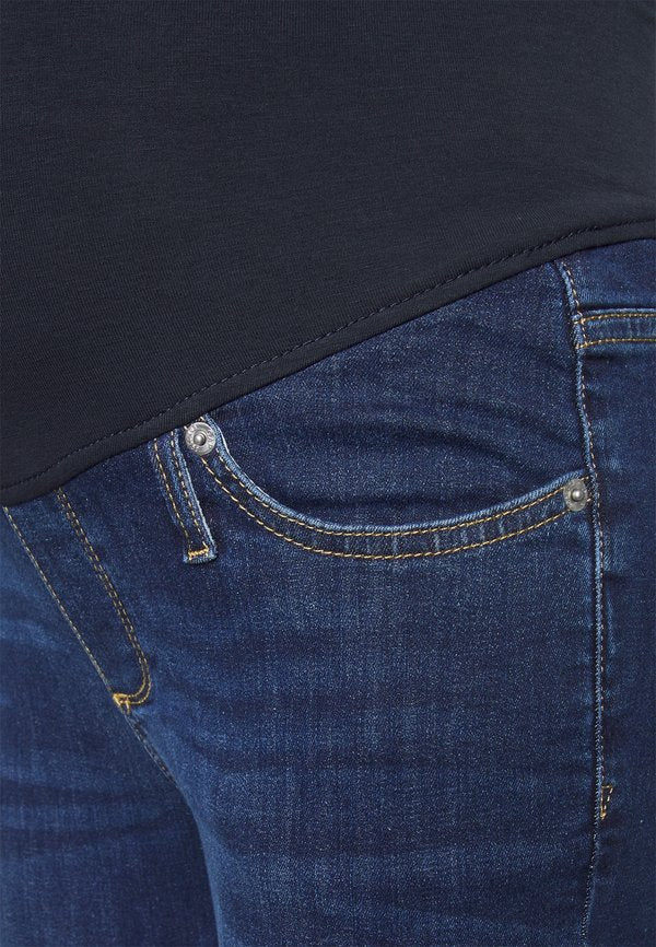 GAP Maternity