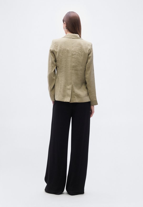 DKNY FUJI