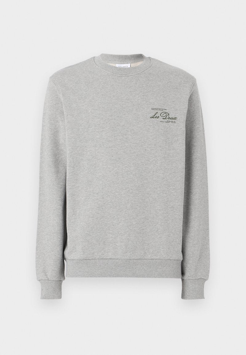 Grauer Sweatshirt aus weichem Baumwoll-Mix, mit Rundhalsausschnitt, gerippten Bündchen und einem kleinen dunkelgrünen Logo auf der Brust.