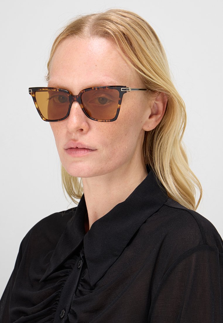 FERRAGAMO Sonnenbrille Media 2
