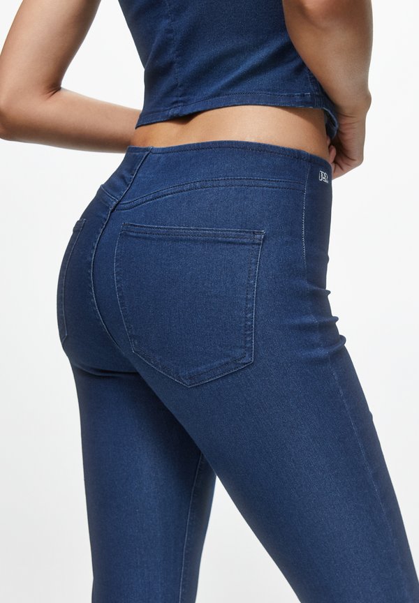 PULL&BEAR