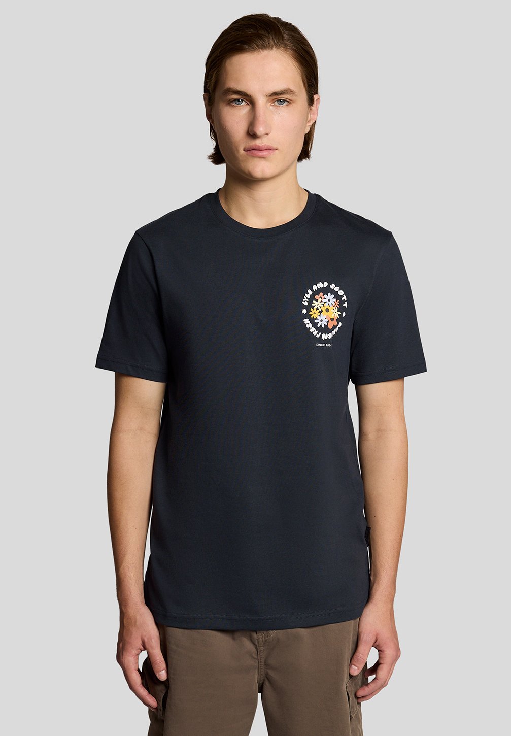 Lyle & Scott  NATURE GRAPHIC