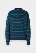 Navy-blaues Polo-Sweatshirt mit horizontalen grünen Streifen, einem klassischen Kragen und einer Knopfleiste. Weiche Textur mit gerippten Bündchen und Saum.