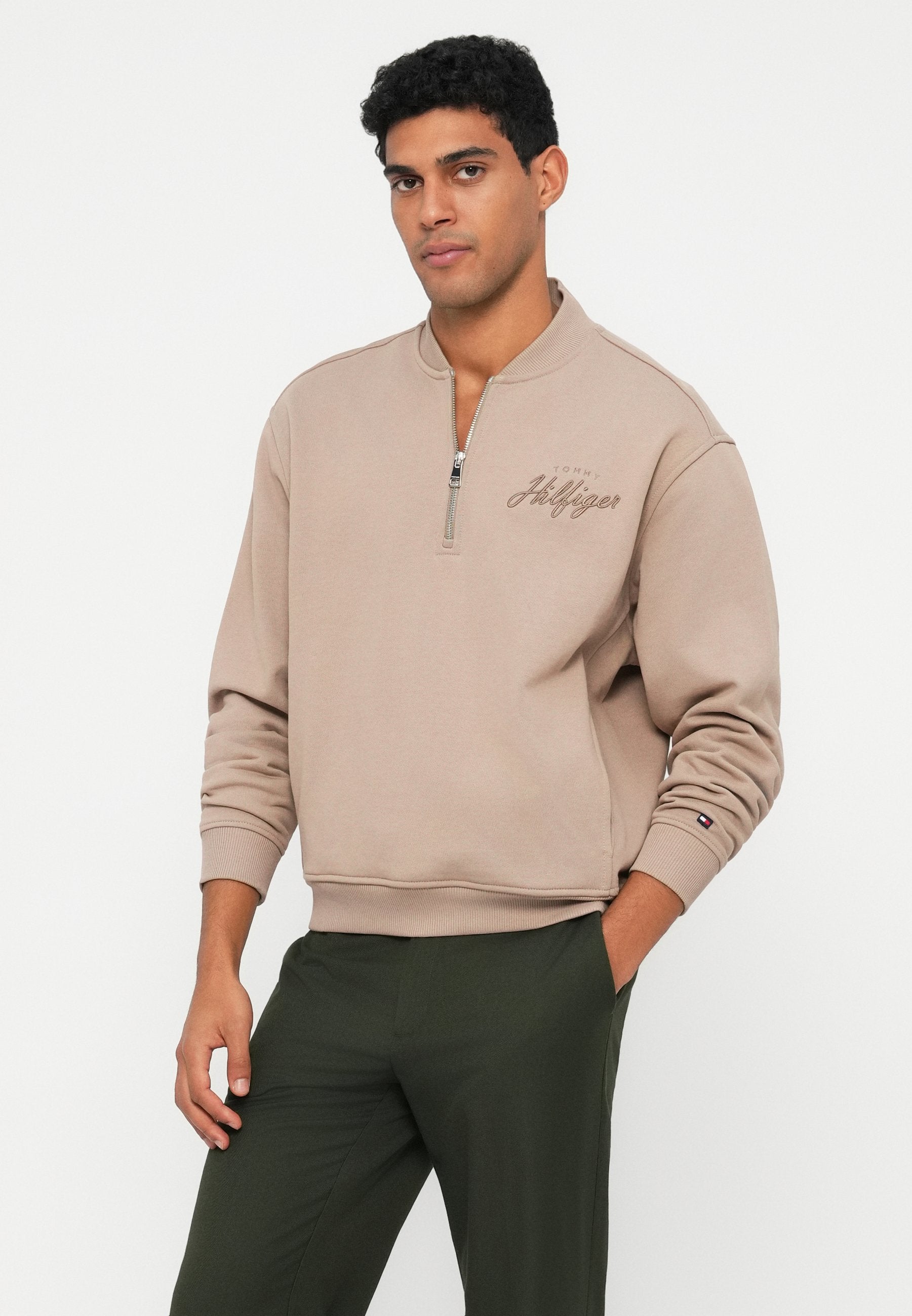 BASEBALL COLLAR QUARTER-ZIP JUMPER Media 5
